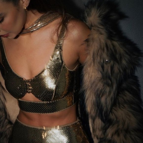 NWT Rabanne x HM Gold Sequined Crop Top sz S - Picture 2 of 15